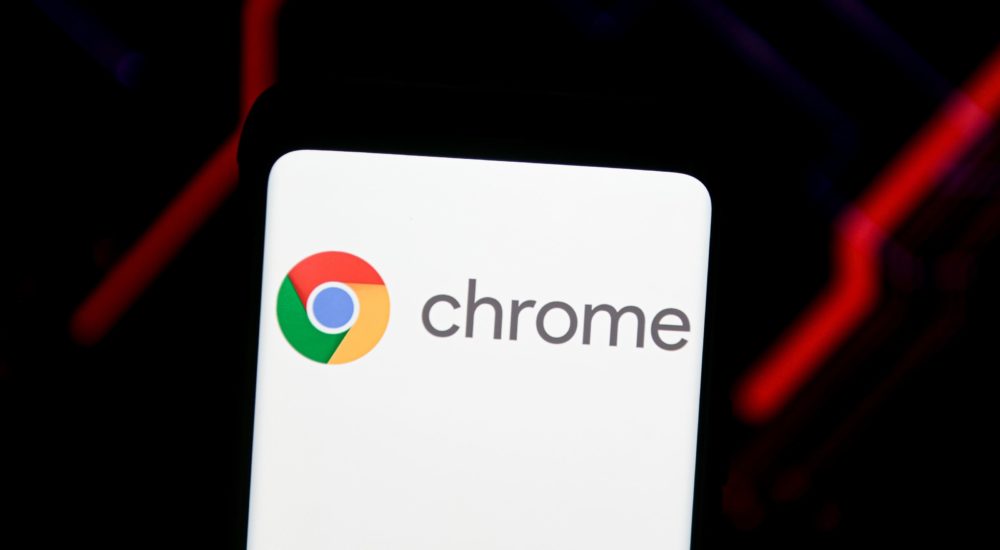 POLAND - 2020/06/15: In this photo illustration a Google Chrome logo seen displayed on a smartphone. (Photo Illustration by Mateusz Slodkowski/SOPA Images/LightRocket via Getty Images)